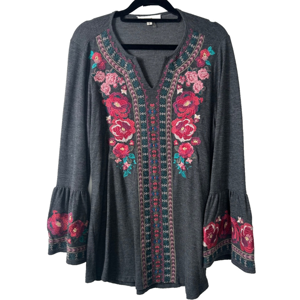 Andree by Unit Top Womens S Floral Embroidered Boho Bell Sleeve Tunic Shirt D50 - Picture 1 of 8